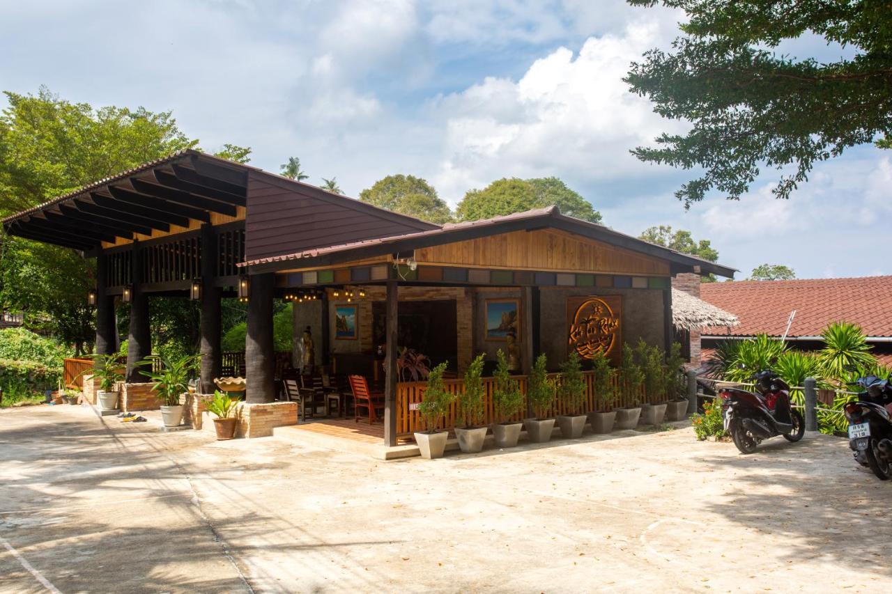 Koh Tao Relax Freedom Beach Resort Exterior photo