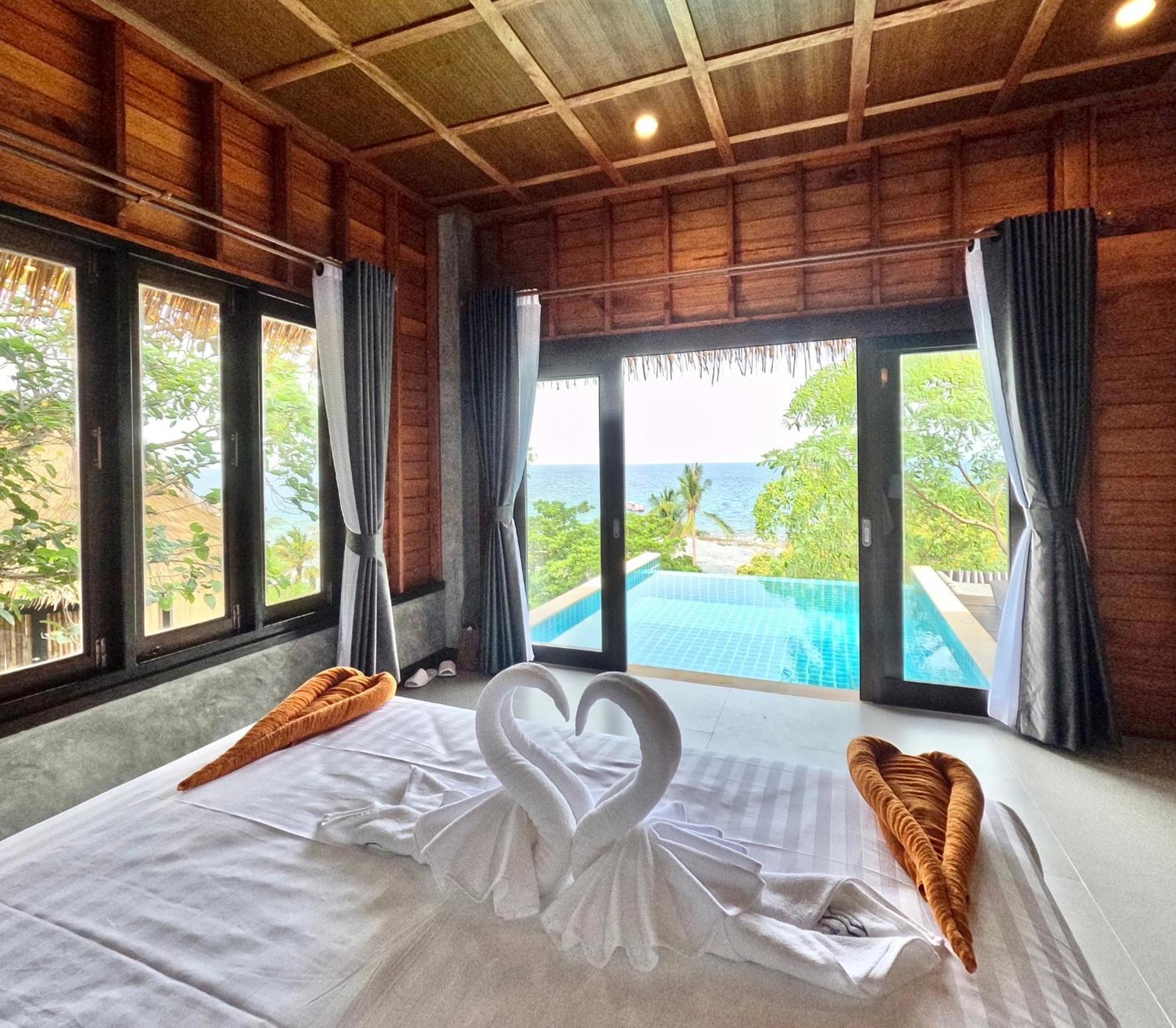 Koh Tao Relax Freedom Beach Resort Exterior photo