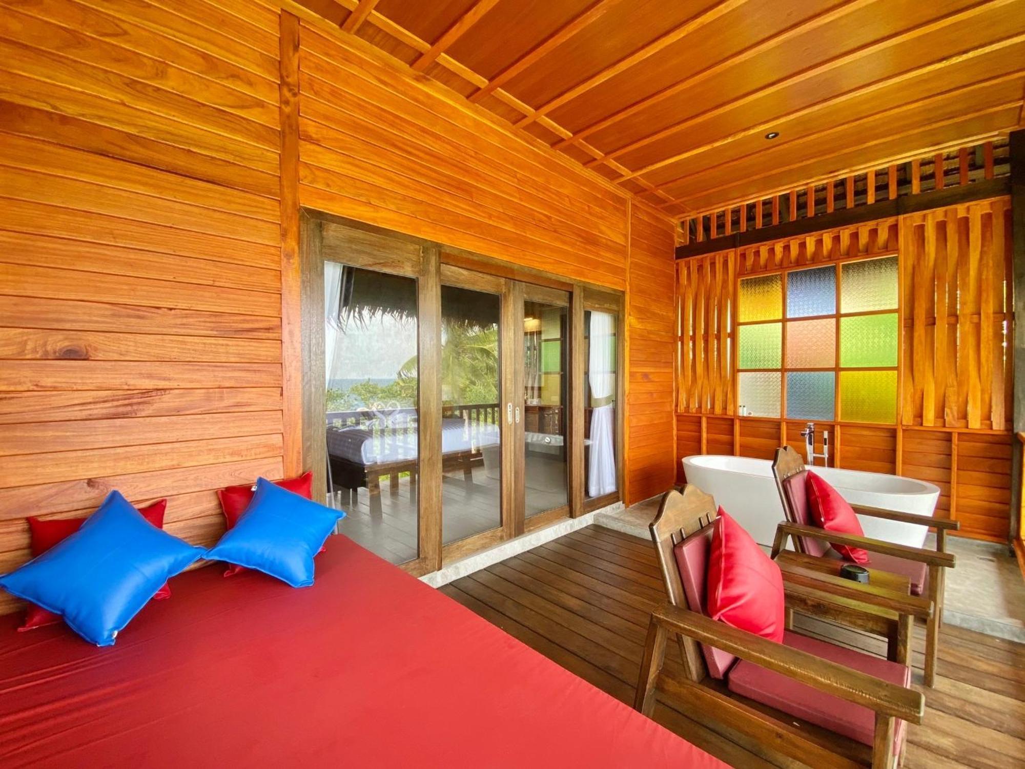 Koh Tao Relax Freedom Beach Resort Exterior photo