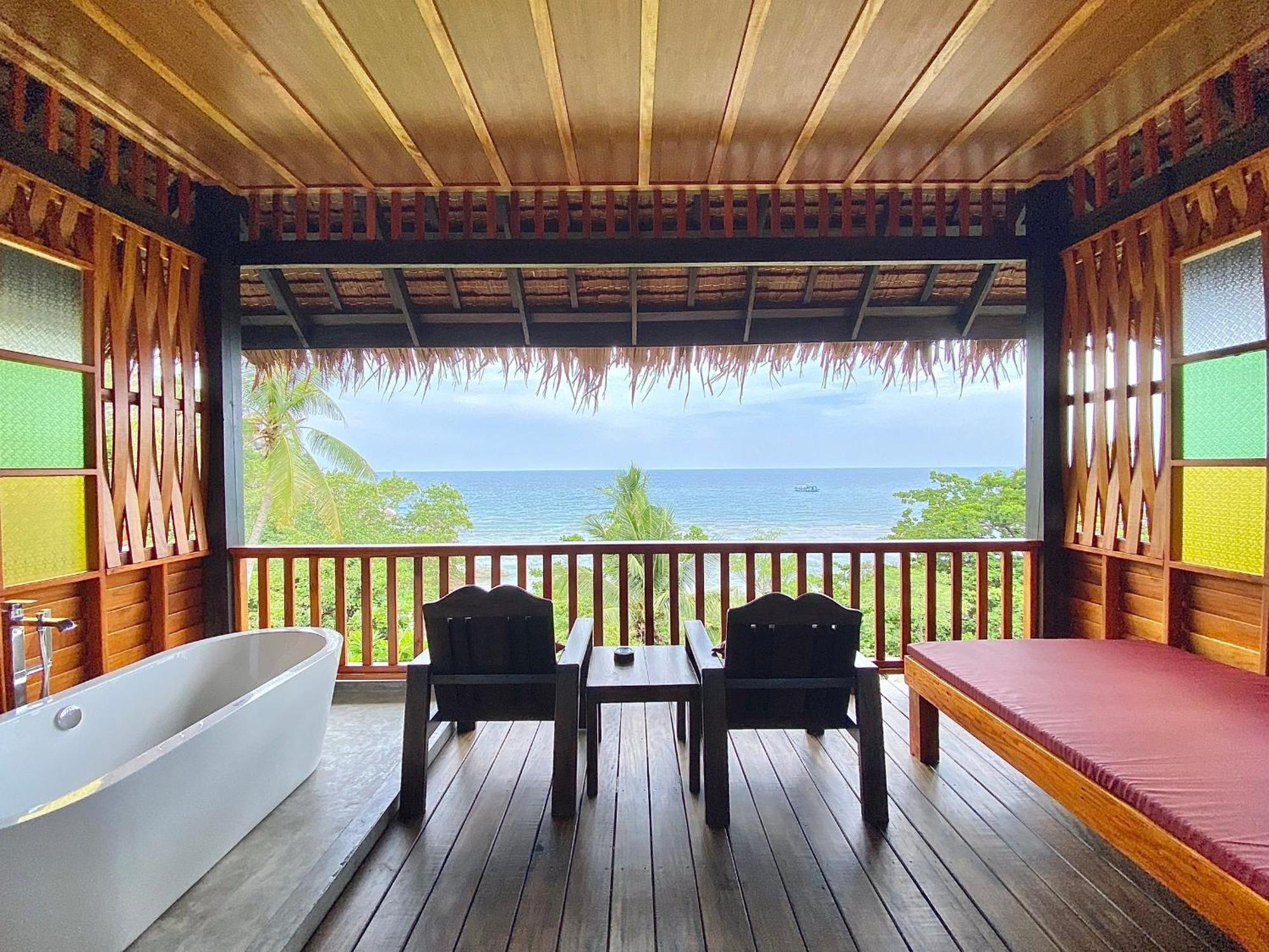 Koh Tao Relax Freedom Beach Resort Exterior photo